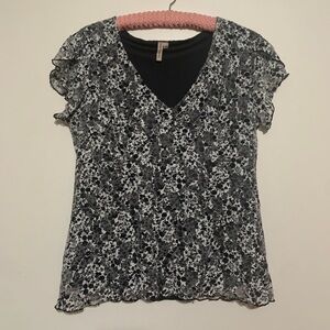 Susan Lawrence Black and White Floral Blouse Large